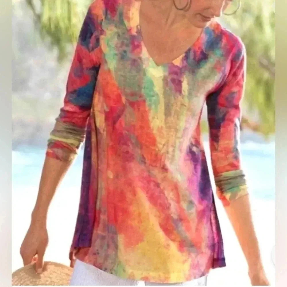 SOFT SURROUNDINGS Plein De Couleurs
Multicolored Abstract Paint Sweater …